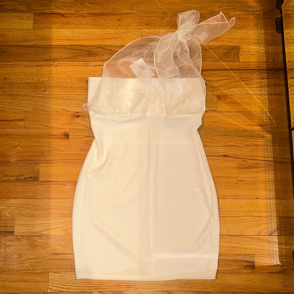 White Asymmetrical One-Shoulder Mini Dress Organza Bow NWT